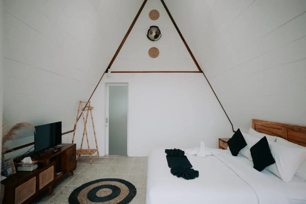 Black Room — image 2