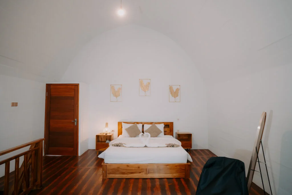 Family Room — image 2