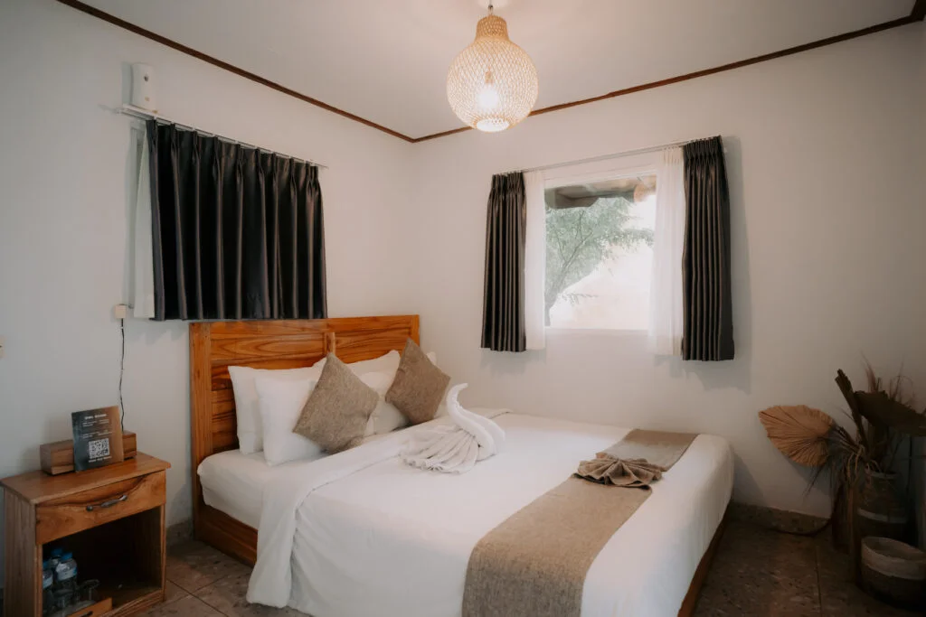 Shaped Room — image 2